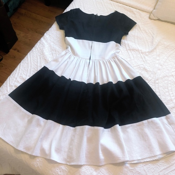 Pinup Girl Clothing Black White Amanda Swing Dress - Picture 4 of 6